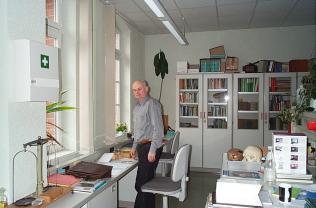 der Biologie Vorbereitungsraum - Herr Dr. Axel Schmidt